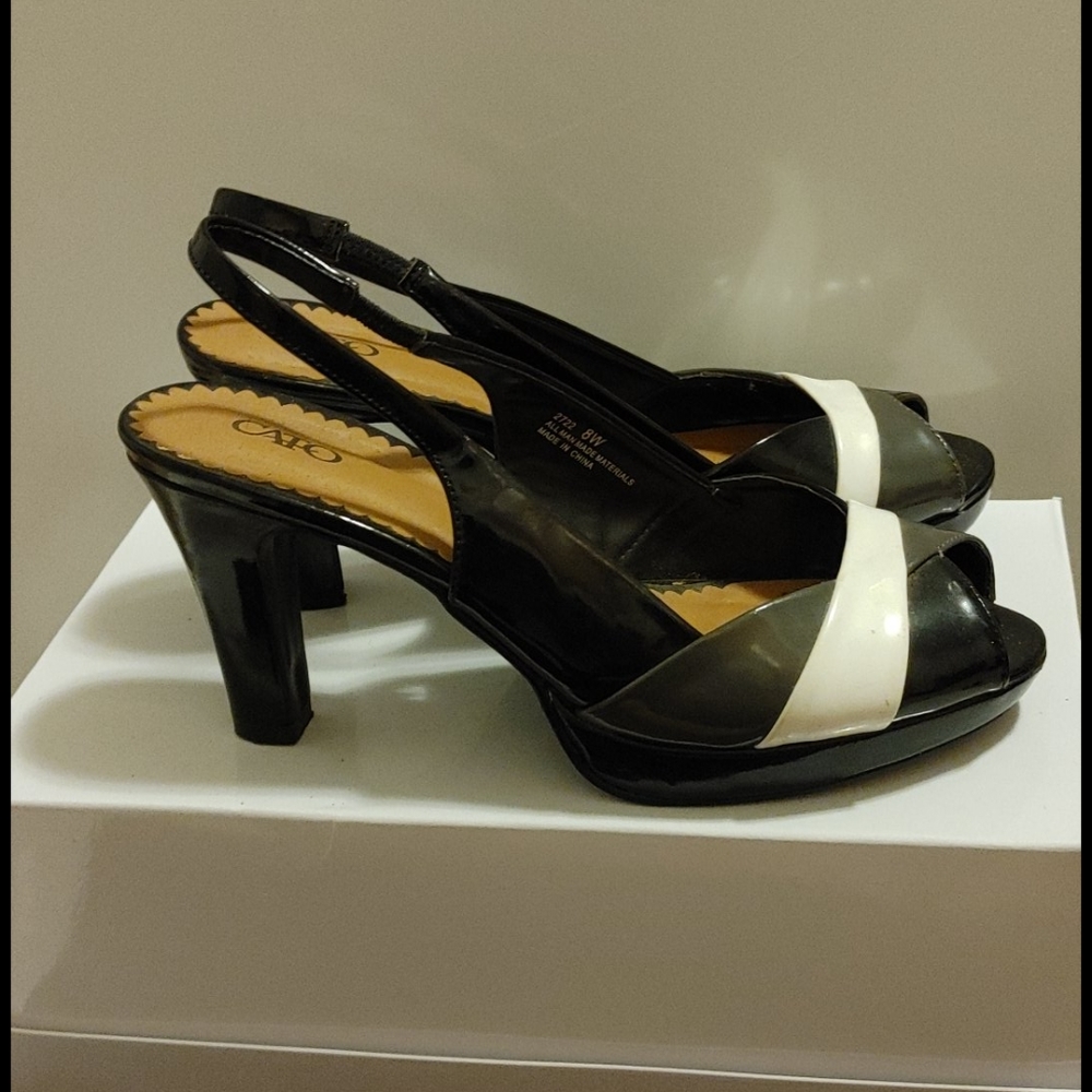 Open toed heels
